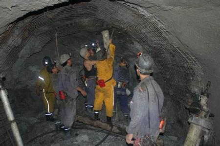 石景山工程爆破中的危险因素分析以及应对工程爆破危险的措施